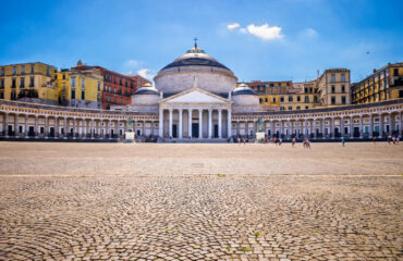 Piazza del Plebiscito in Naples